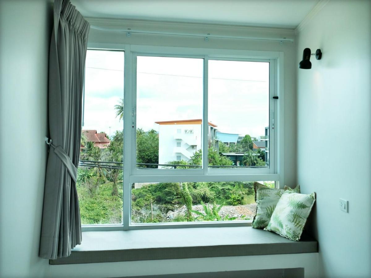 Hotel Behome Phuket Nai Yang Beach