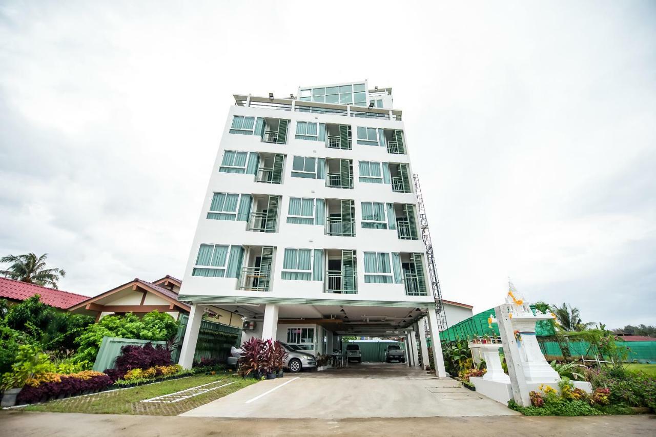 Hotel Behome Phuket Nai Yang Beach
